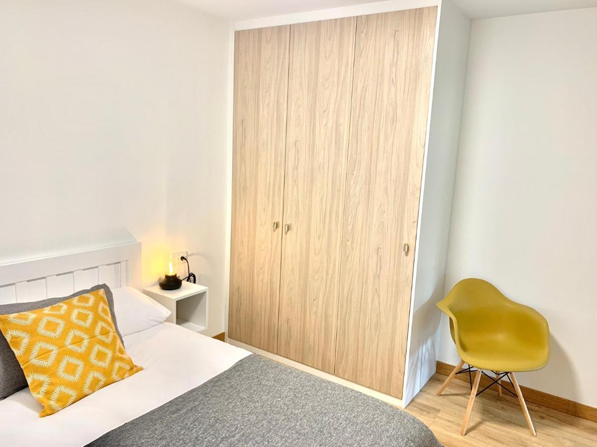 Casa Ferreiros. Parking Y Wifi Incluidos! Apartment Gijon Luaran gambar