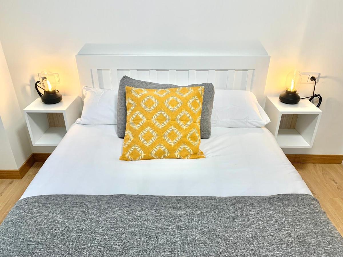 Casa Ferreiros. Parking Y Wifi Incluidos! Apartment Gijon Luaran gambar