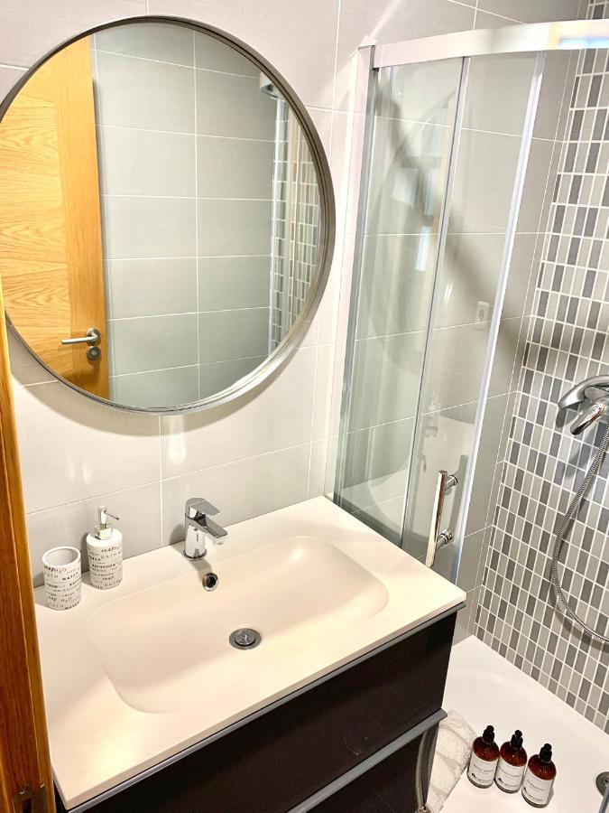 Casa Ferreiros. Parking Y Wifi Incluidos! Apartment Gijon Luaran gambar