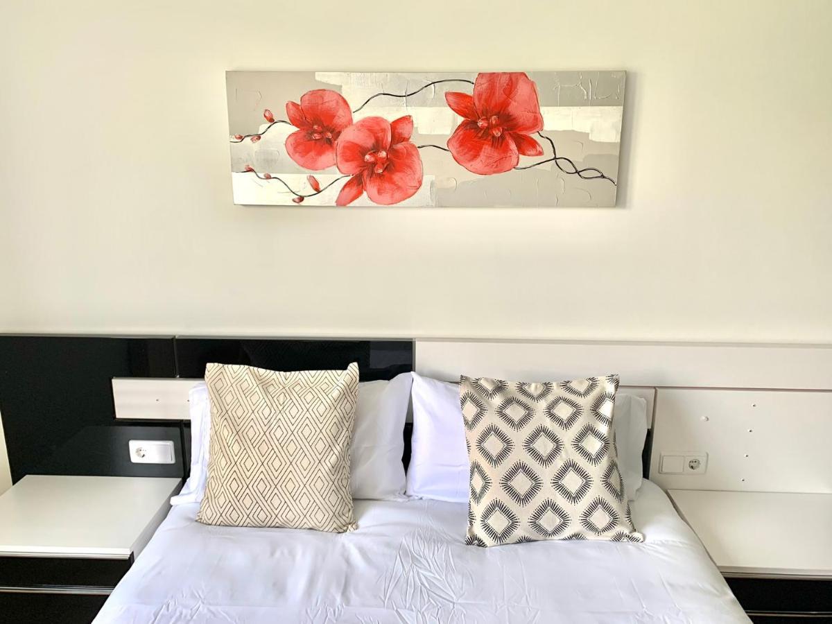 Casa Ferreiros. Parking Y Wifi Incluidos! Apartment Gijon Luaran gambar