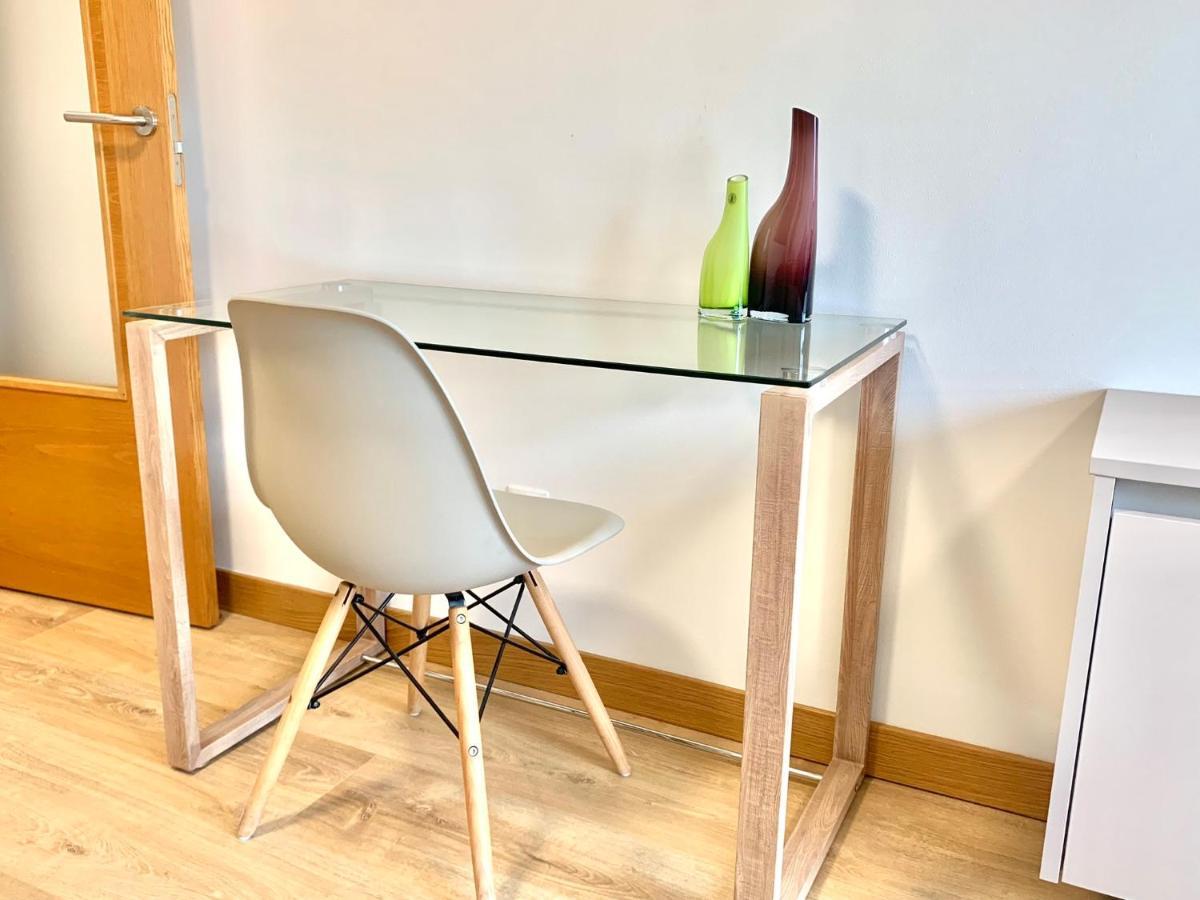 Casa Ferreiros. Parking Y Wifi Incluidos! Apartment Gijon Luaran gambar