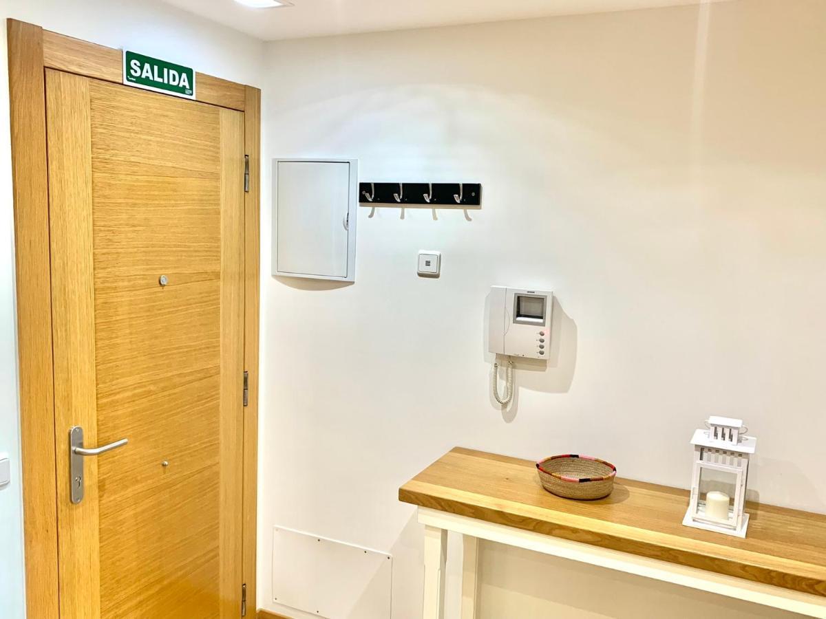 Casa Ferreiros. Parking Y Wifi Incluidos! Apartment Gijon Luaran gambar